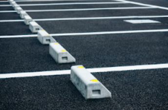 ⑤駐車場のライン引き